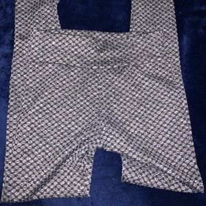 TikTok leggings size small